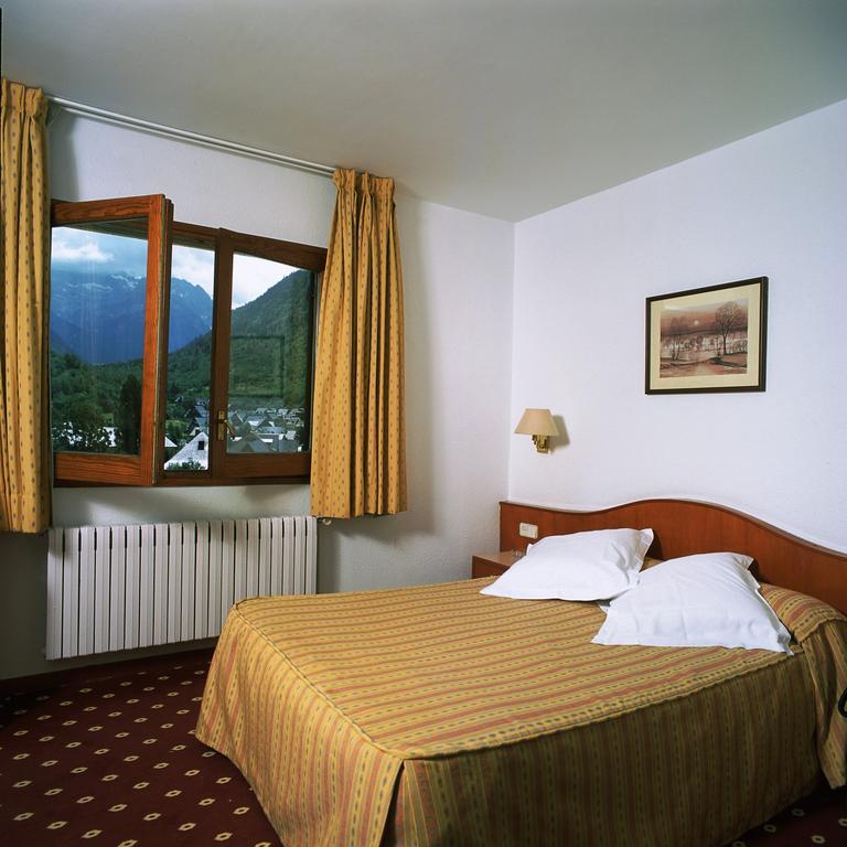 Hotel Edelweiss Arties Pokoj fotografie
